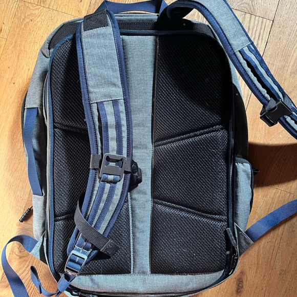 Used Timbuk2 Uptown, Midway Color - Picture 7 of 7